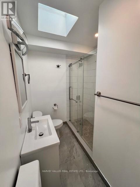 2 - 1982 Eglinton Avenue W, Toronto, Ontario  M6E 2J9 - Photo 8 - W12868304