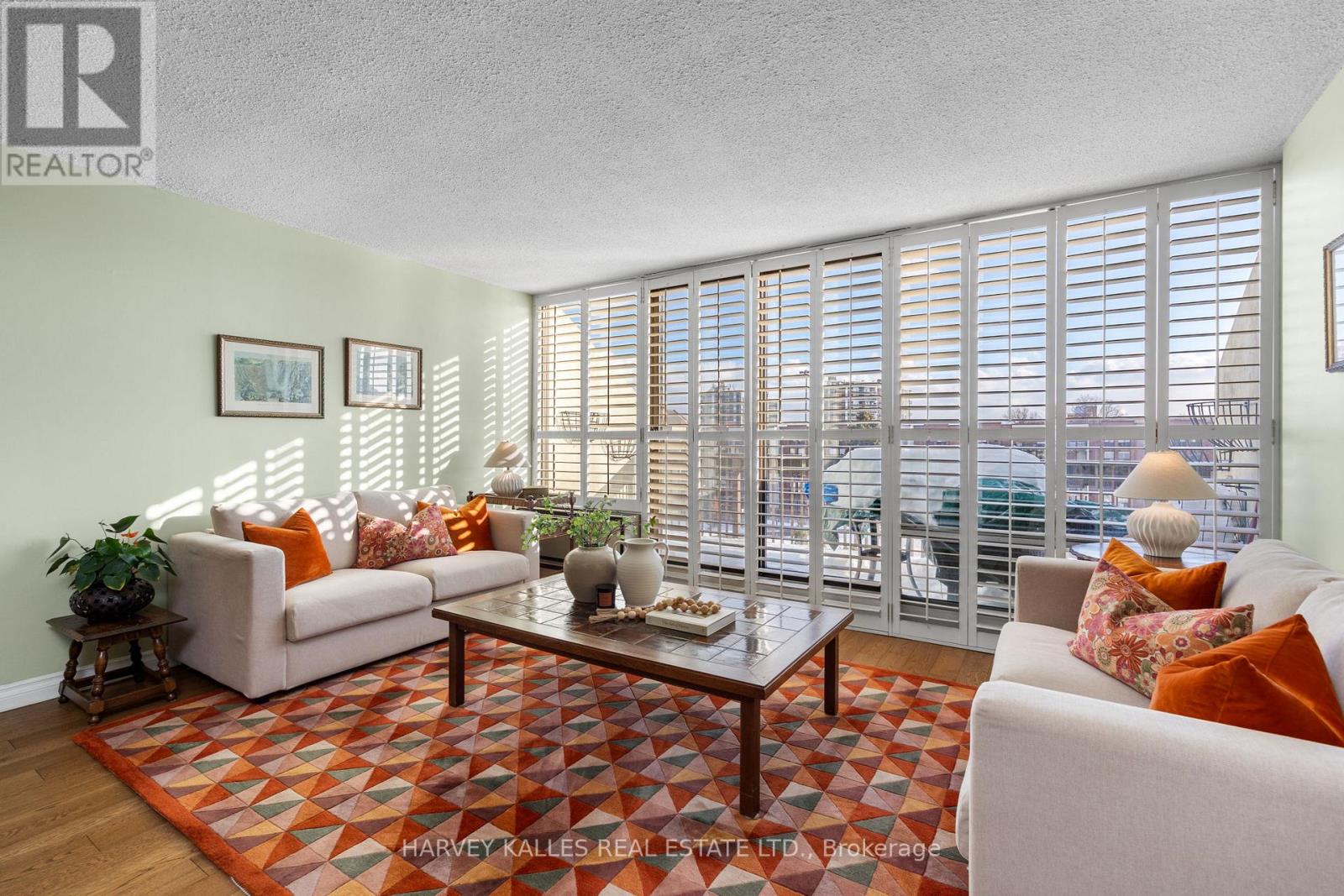 504 - 10 Fashion Roseway, Toronto, Ontario  M2N 6B6 - Photo 2 - C12870116