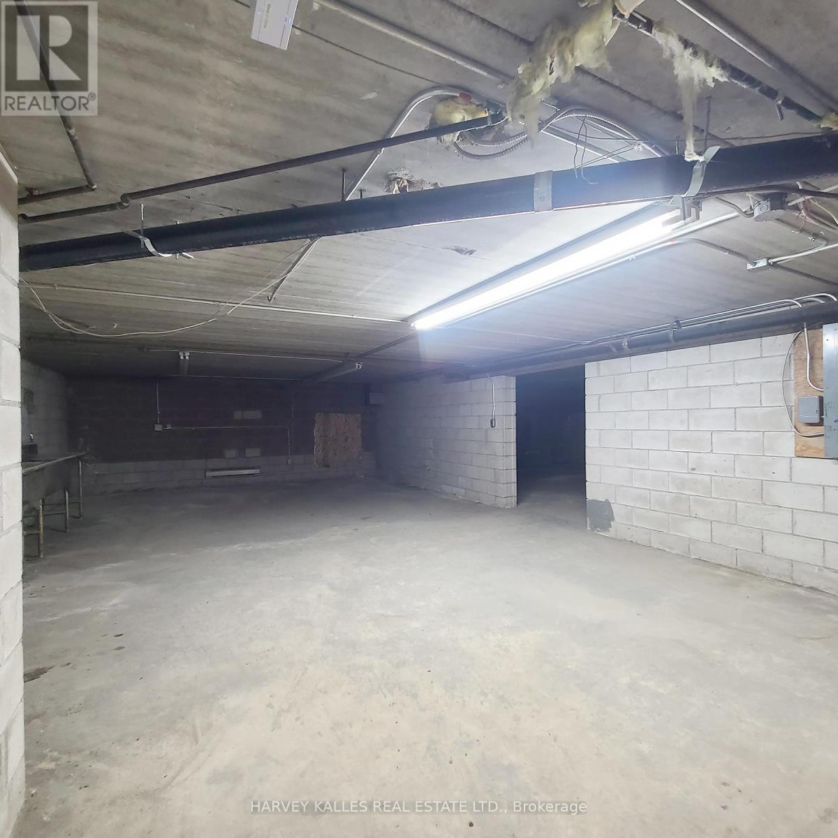 3829 Lake Shore Boulevard W, Toronto, Ontario M8W 1R3 - Photo 19 - W12871342