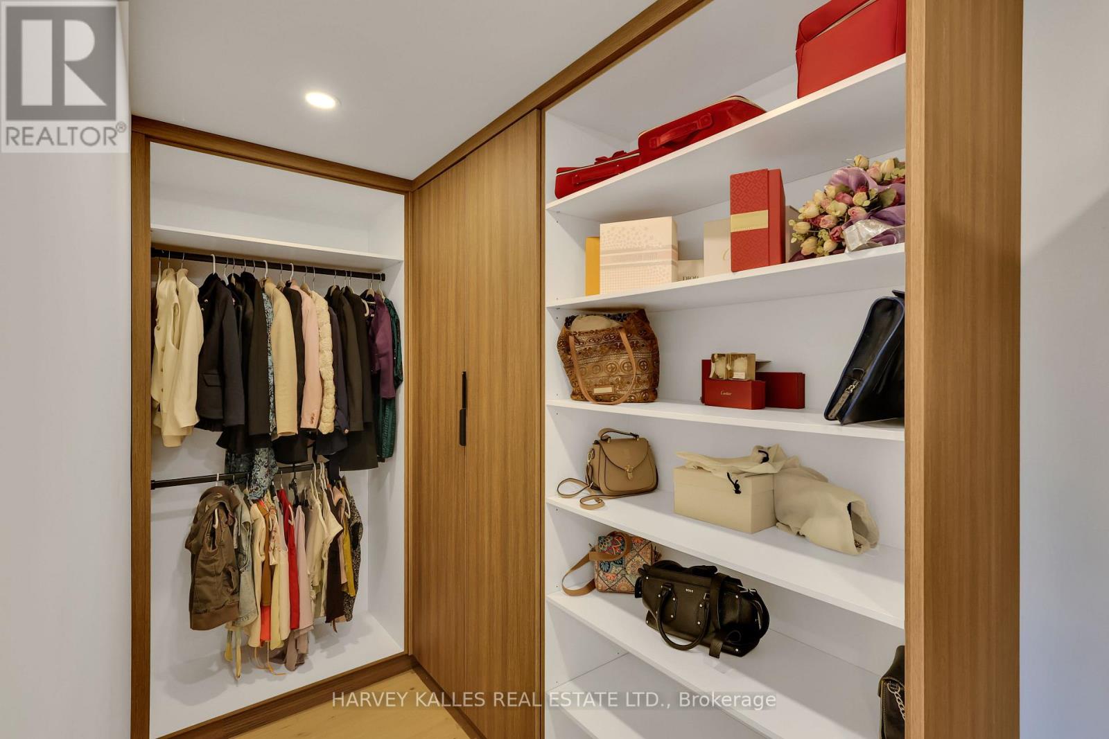 207 Sutherland Drive, Toronto, Ontario  M4G 1J1 - Photo 32 - C12872010