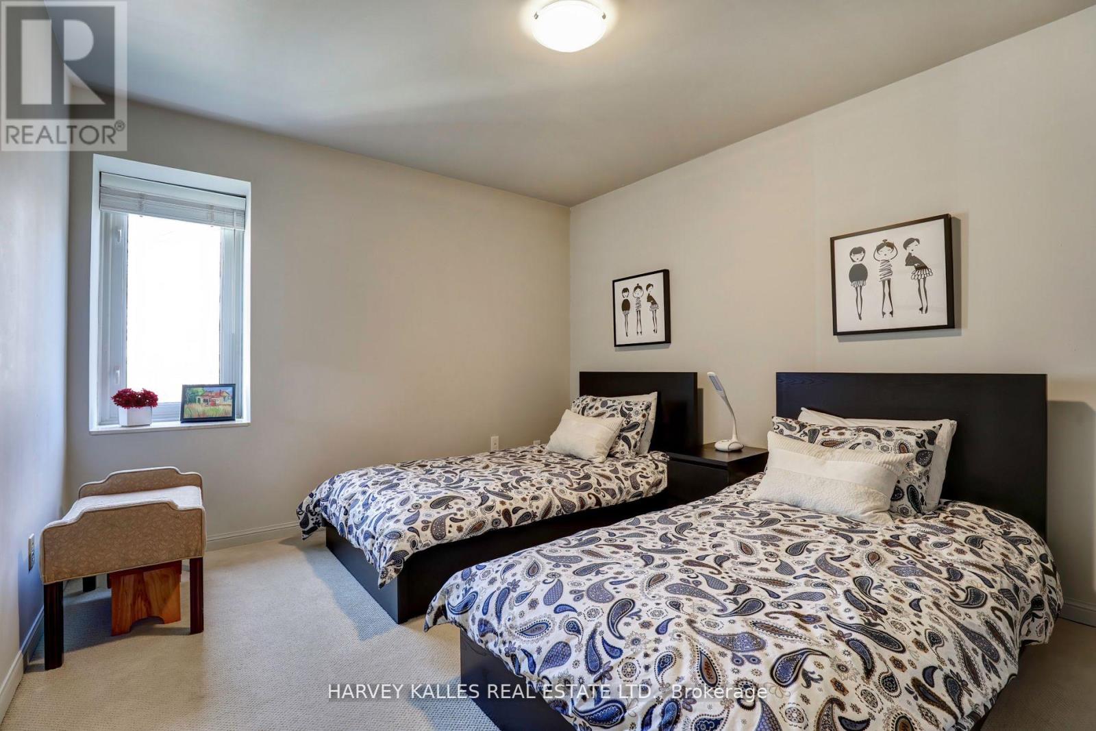 Th16 - 18 La Rose Avenue, Toronto, Ontario  M9P 1A5 - Photo 20 - W12872194