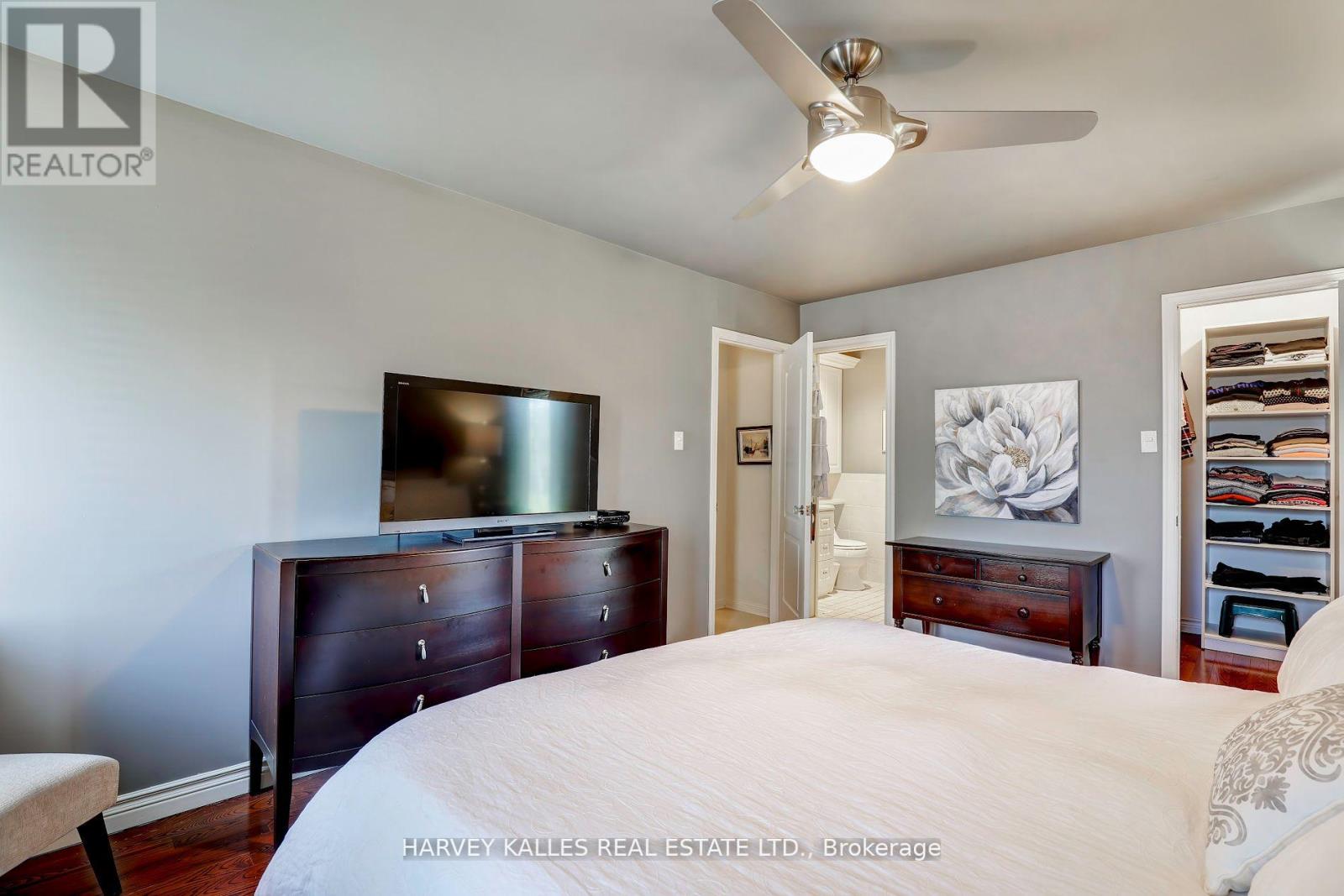 Th16 - 18 La Rose Avenue, Toronto, Ontario  M9P 1A5 - Photo 27 - W12872194