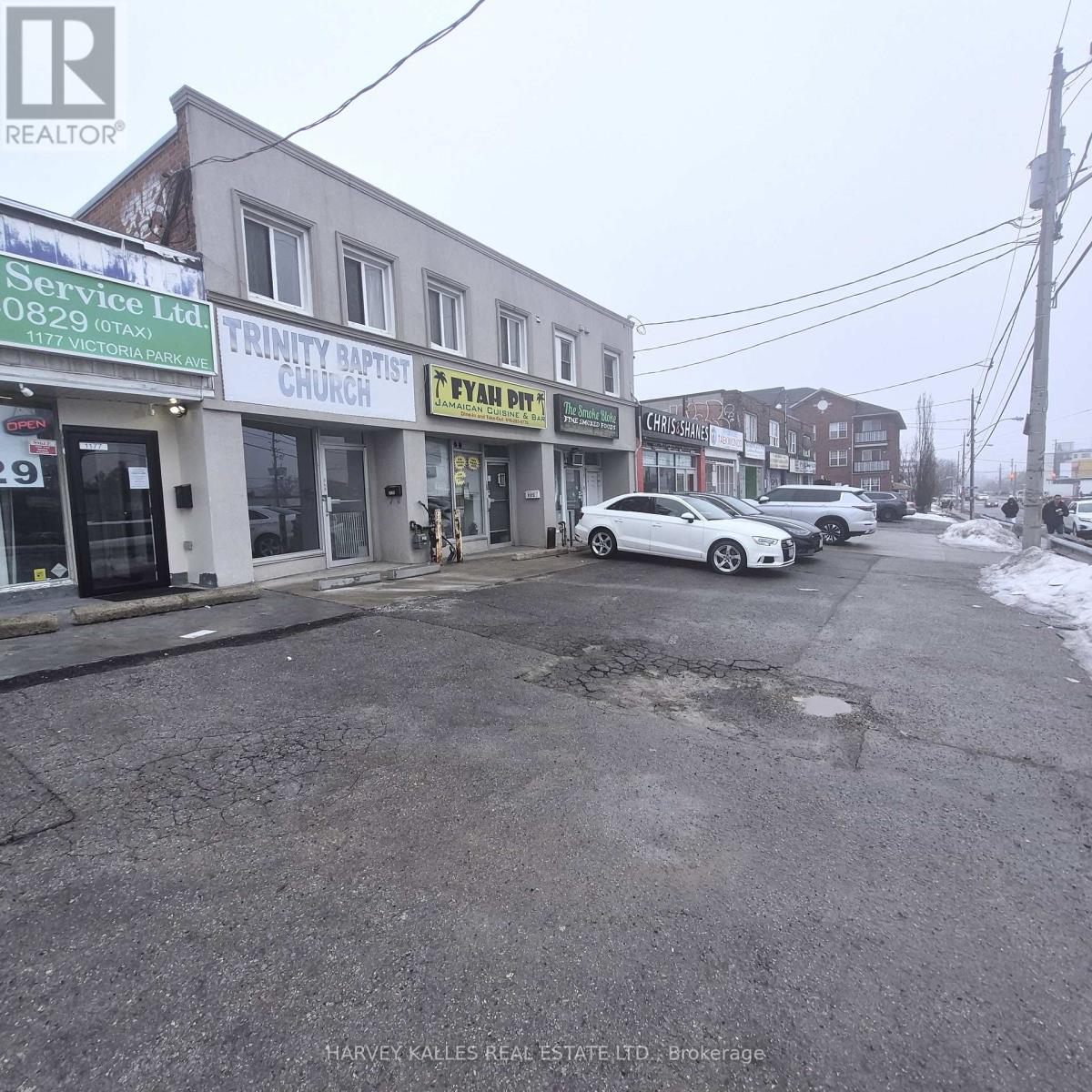 1175 Victoria Park Avenue, Toronto, Ontario  M4B 2K5 - Photo 2 - E12872486