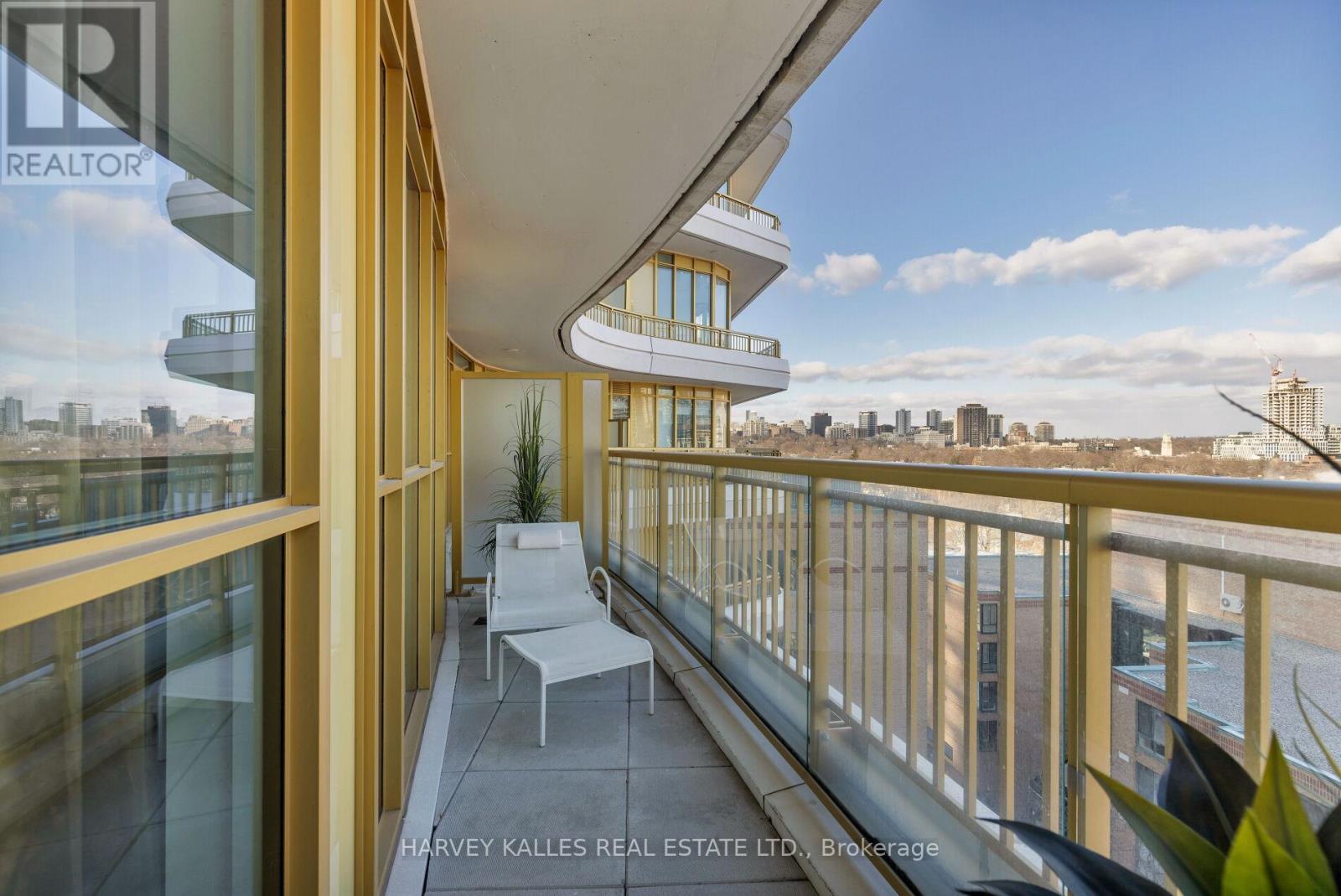 805 - 151 Avenue Road, Toronto, Ontario  M5R 2H7 - Photo 12 - C12873218