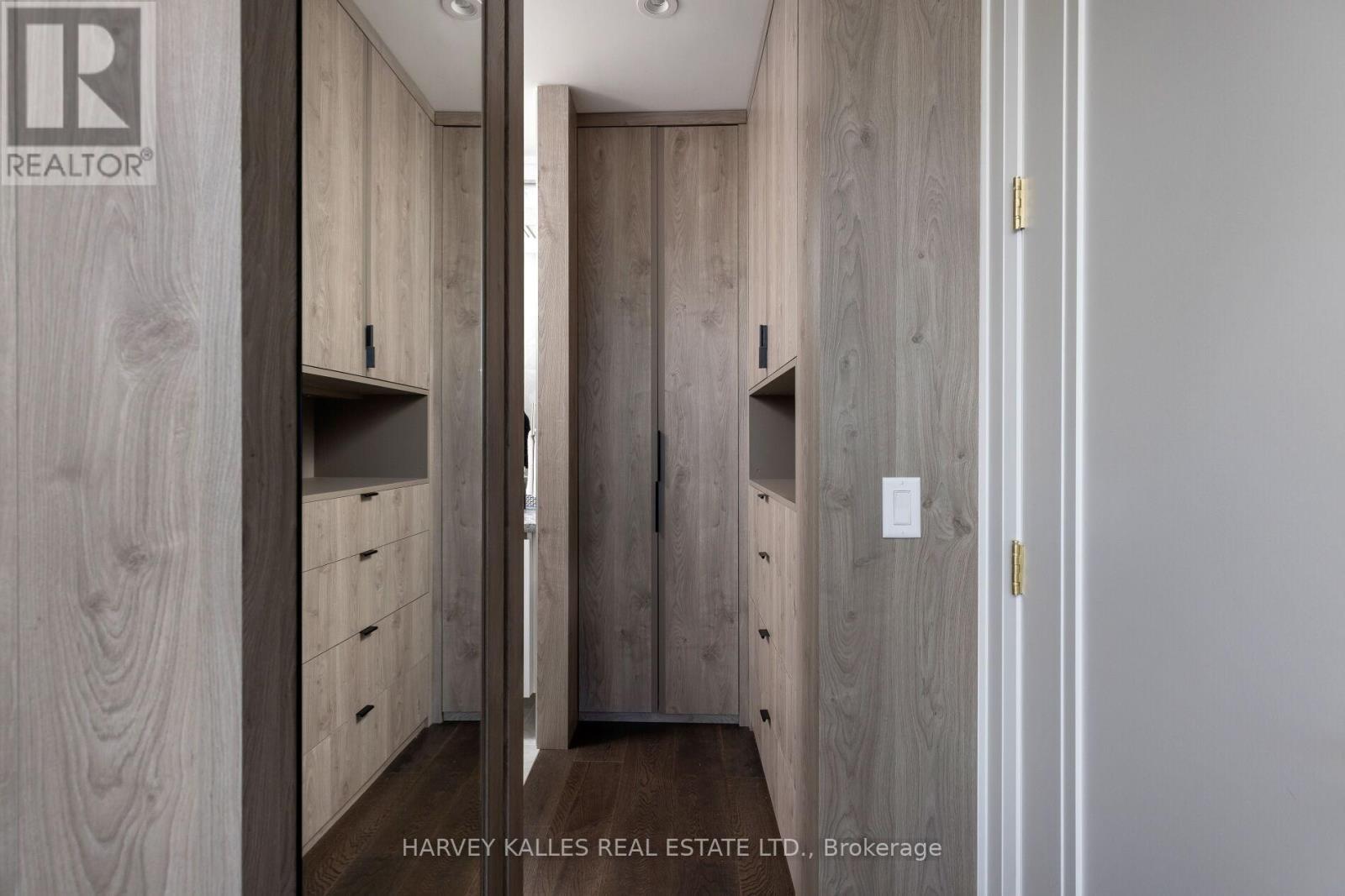 805 - 151 Avenue Road, Toronto, Ontario  M5R 2H7 - Photo 35 - C12873218