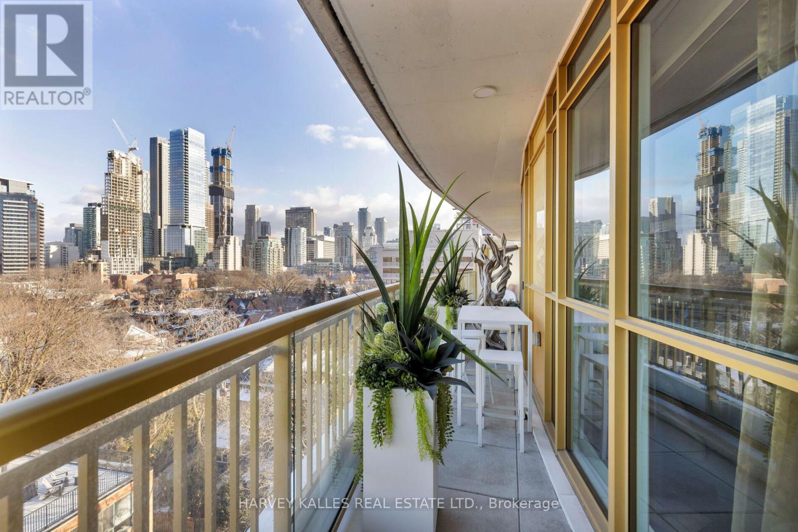 805 - 151 Avenue Road, Toronto, Ontario  M5R 2H7 - Photo 13 - C12873544