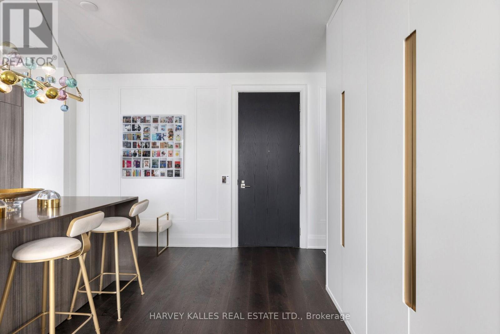 805 - 151 Avenue Road, Toronto, Ontario  M5R 2H7 - Photo 4 - C12873544