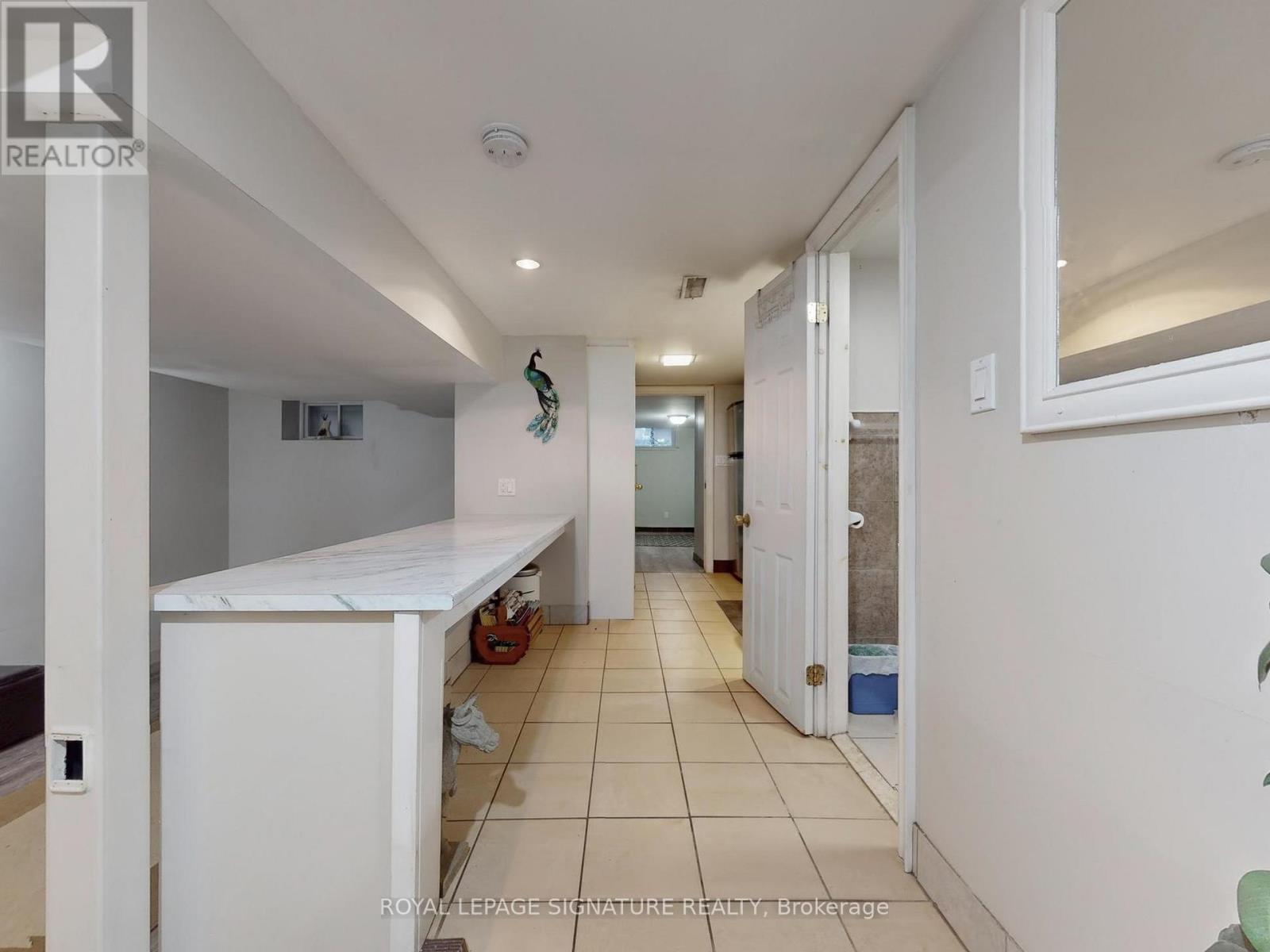 73 Buttonwood Avenue, Toronto, Ontario  M6M 2H9 - Photo 31 - W12875086