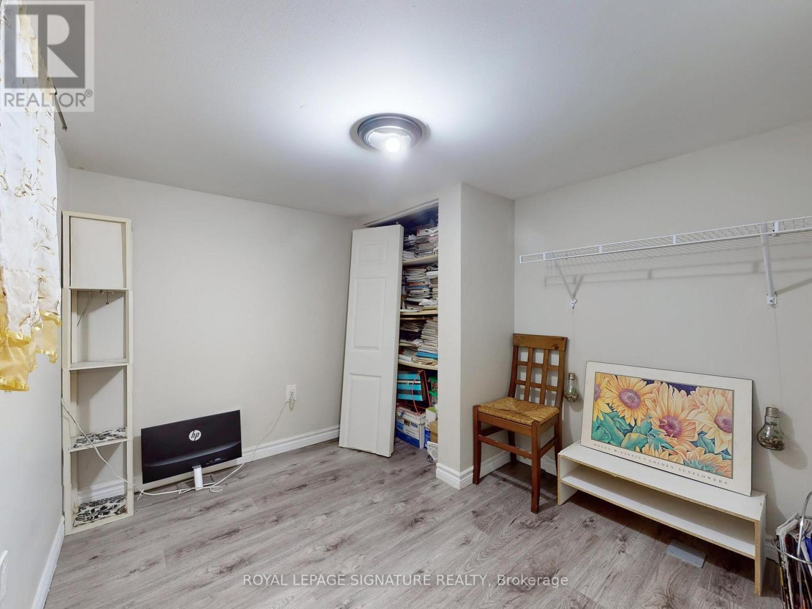 73 Buttonwood Avenue, Toronto, Ontario  M6M 2H9 - Photo 37 - W12875086