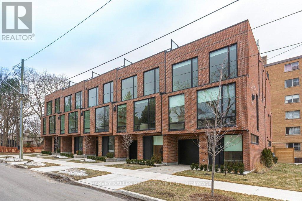 36 EVERGREEN GARDENS, Toronto, Ontario