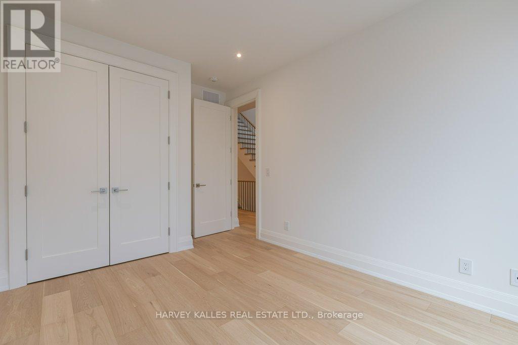 36 Evergreen Gardens, Toronto, Ontario  M4G 1C5 - Photo 31 - C12875206