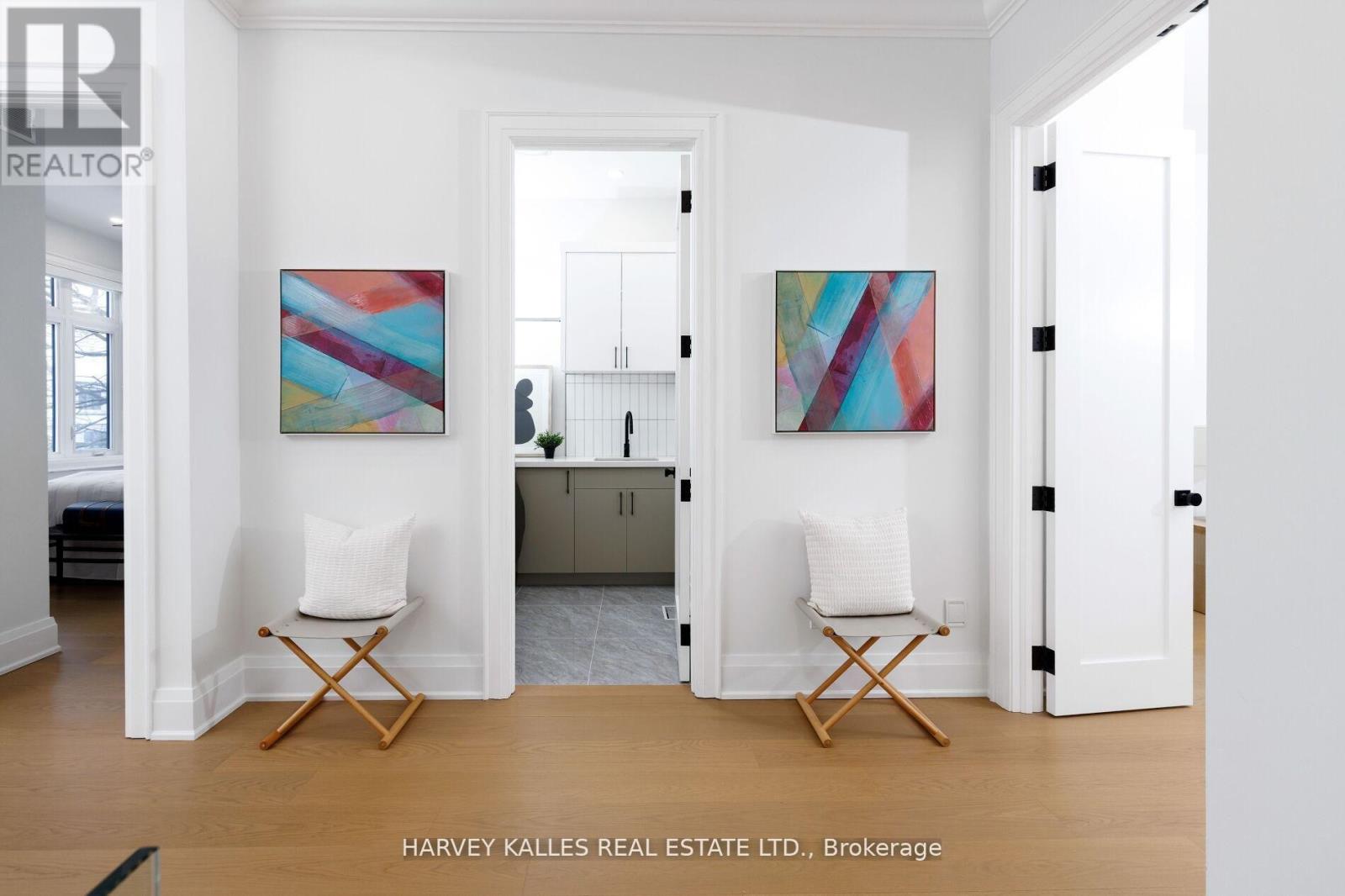 90 Great Oak Drive, Toronto, Ontario  M9A 1N5 - Photo 33 - W12875388