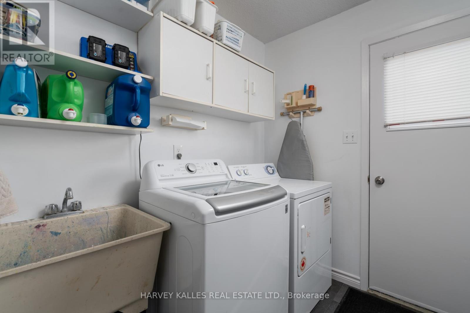 9 Manning Crescent, Newmarket, Ontario  L3Y 6H3 - Photo 31 - N12876252