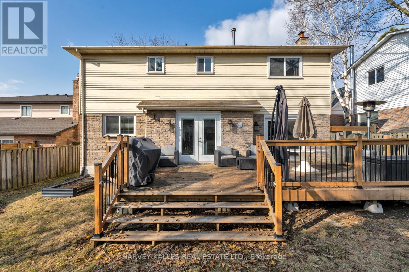 9 Manning Crescent, Newmarket, Ontario  L3Y 6H3 - Photo 34 - N12876252