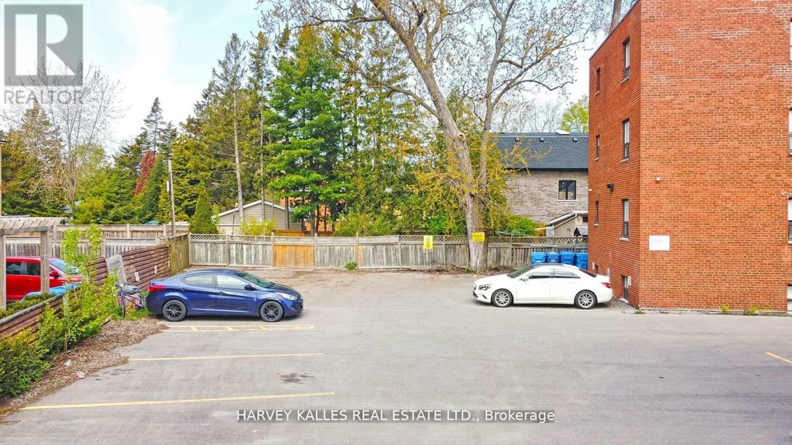 6 - 4 Benson Avenue, Mississauga, Ontario  L5H 2P2 - Photo 16 - W12876054