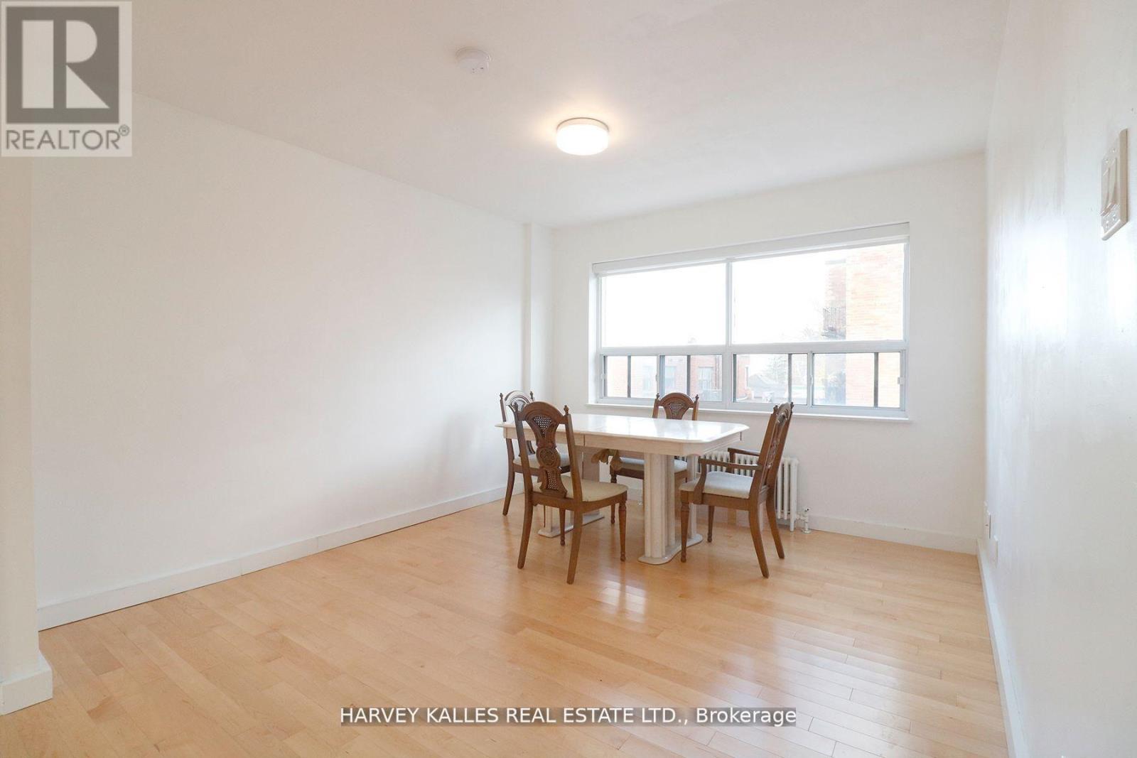 6 - 4 Benson Avenue, Mississauga, Ontario  L5H 2P2 - Photo 7 - W12876054