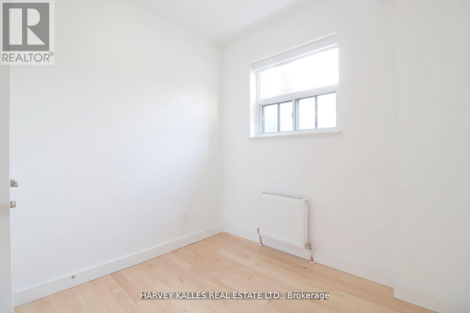 6 - 4 Benson Avenue, Mississauga, Ontario  L5H 2P2 - Photo 8 - W12876054