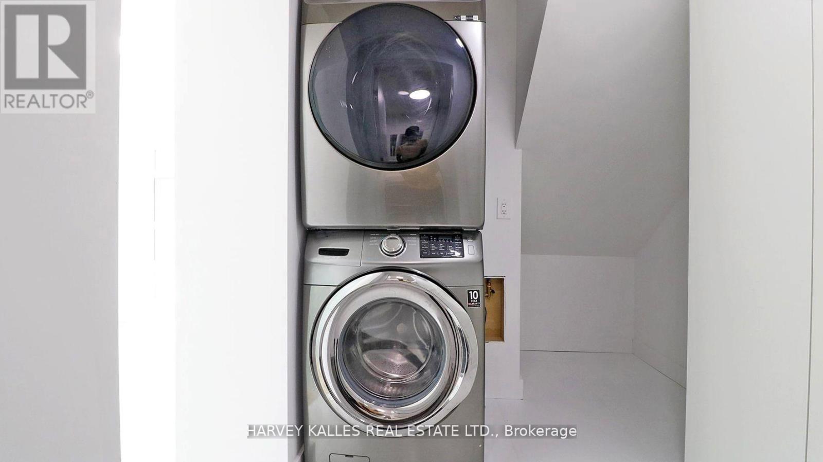 7 - 23 Cannon Road, Toronto, Ontario  M8Y 1R8 - Photo 11 - W12877250