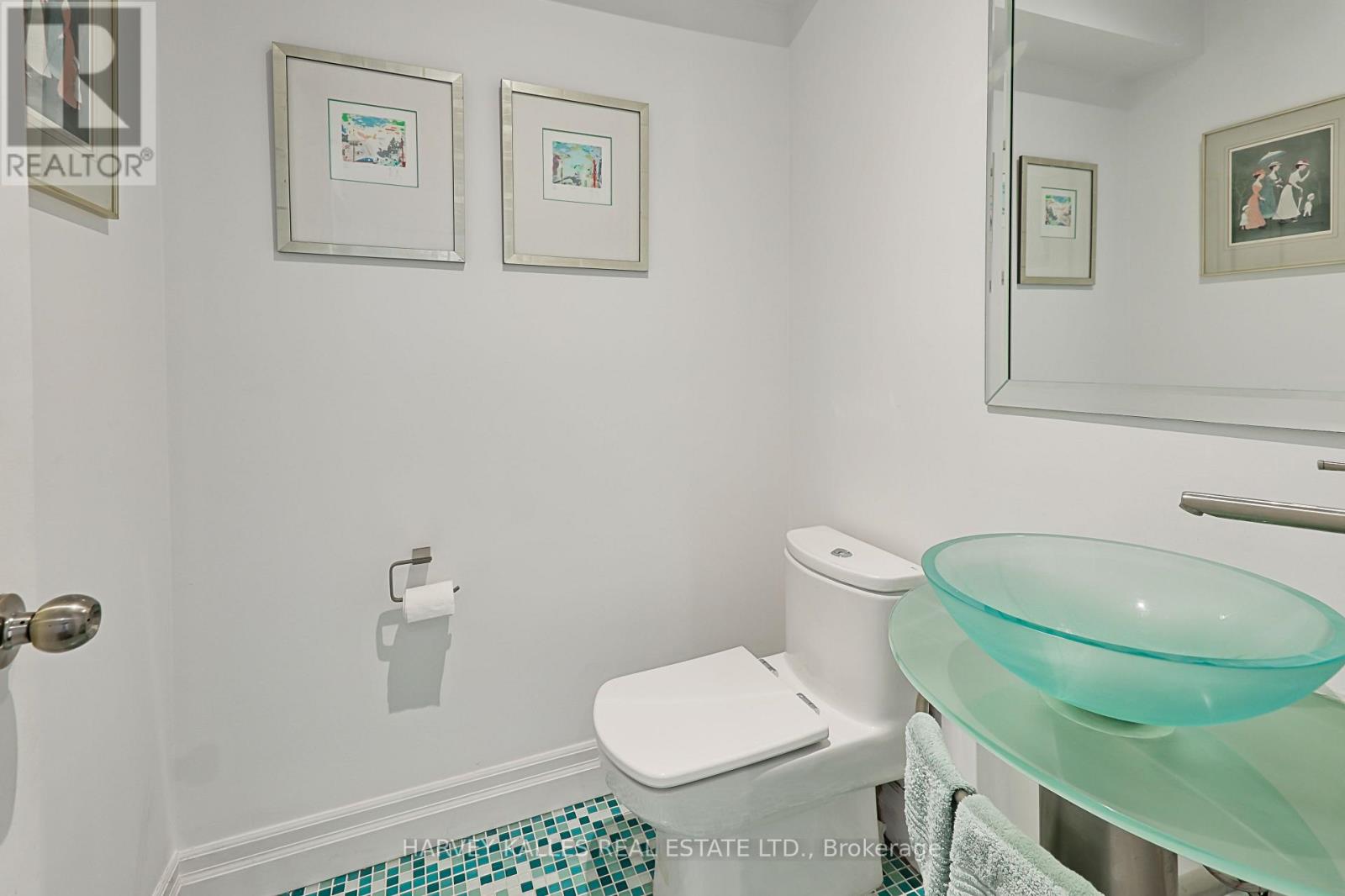 1050 Lindsay Drive, Oakville, Ontario  L6M 3B5 - Photo 16 - W12877798