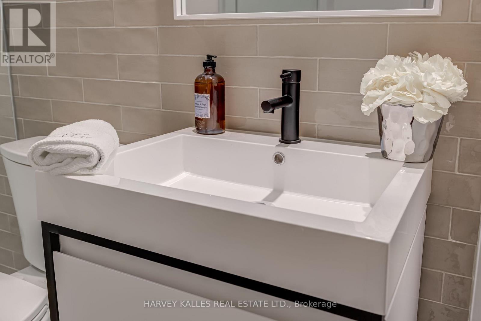 541 - 150 Logan Avenue, Toronto, Ontario  M4M 0E4 - Photo 14 - E12878038