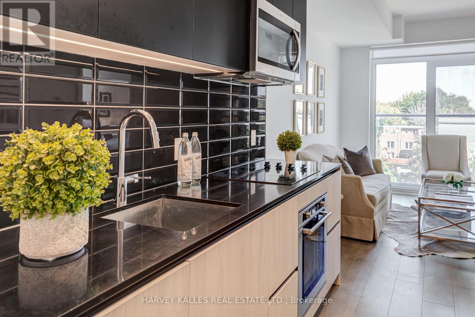 541 - 150 Logan Avenue, Toronto, Ontario  M4M 0E4 - Photo 5 - E12878038