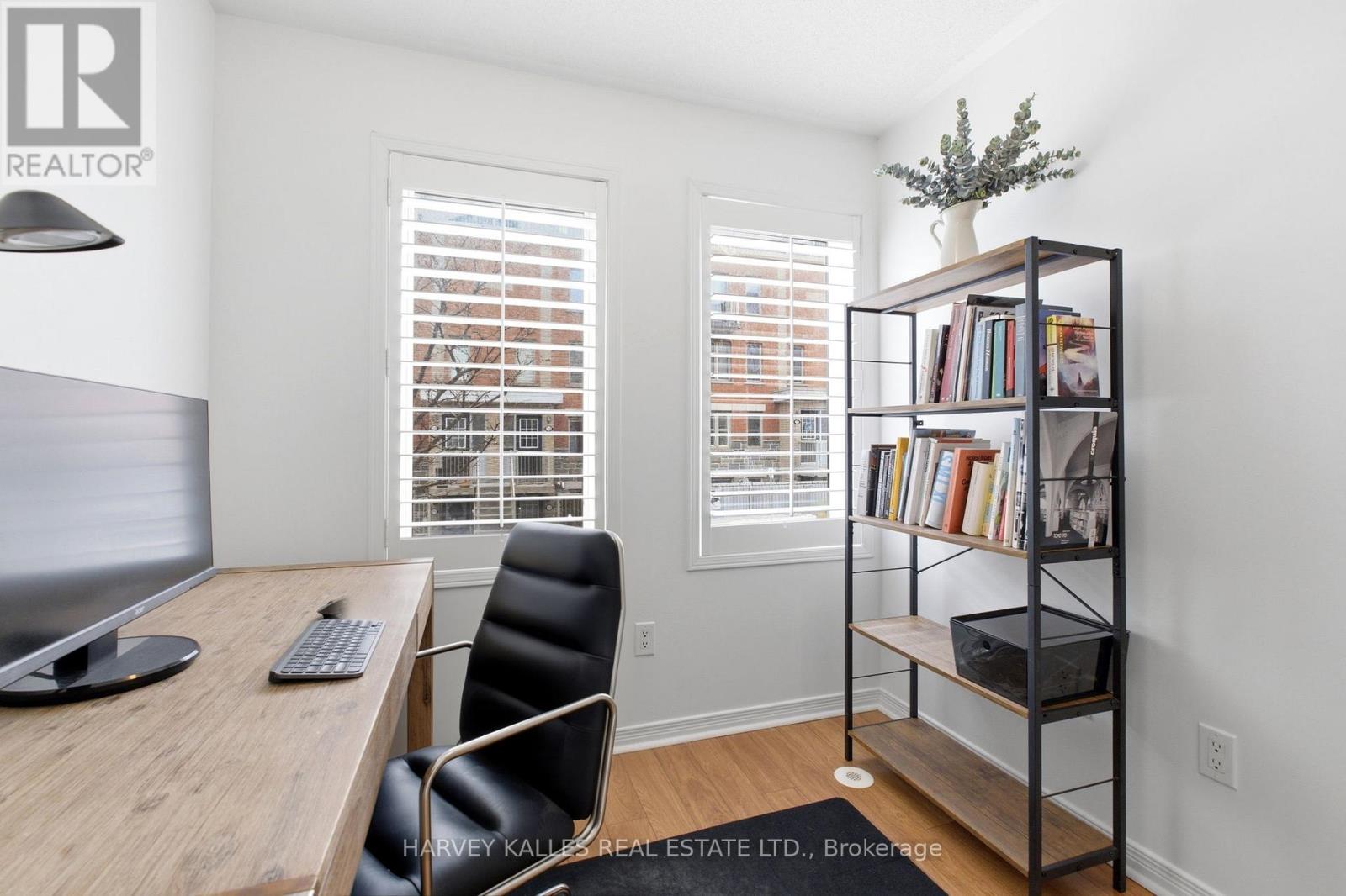 18 - 20 Turntable Crescent, Toronto, Ontario  M6H 4K9 - Photo 18 - W12878126