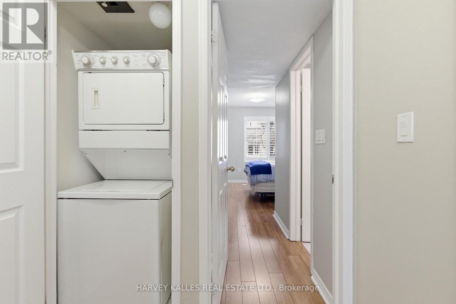 18 - 20 Turntable Crescent, Toronto, Ontario  M6H 4K9 - Photo 22 - W12878126