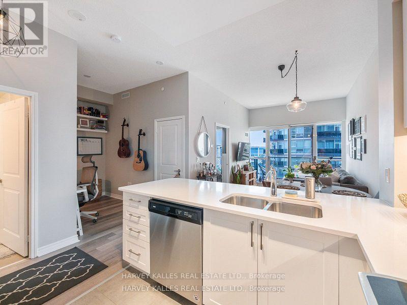 1710 - 39 Annie Craig Drive, Toronto, Ontario  M8V 0A3 - Photo 2 - W12878444