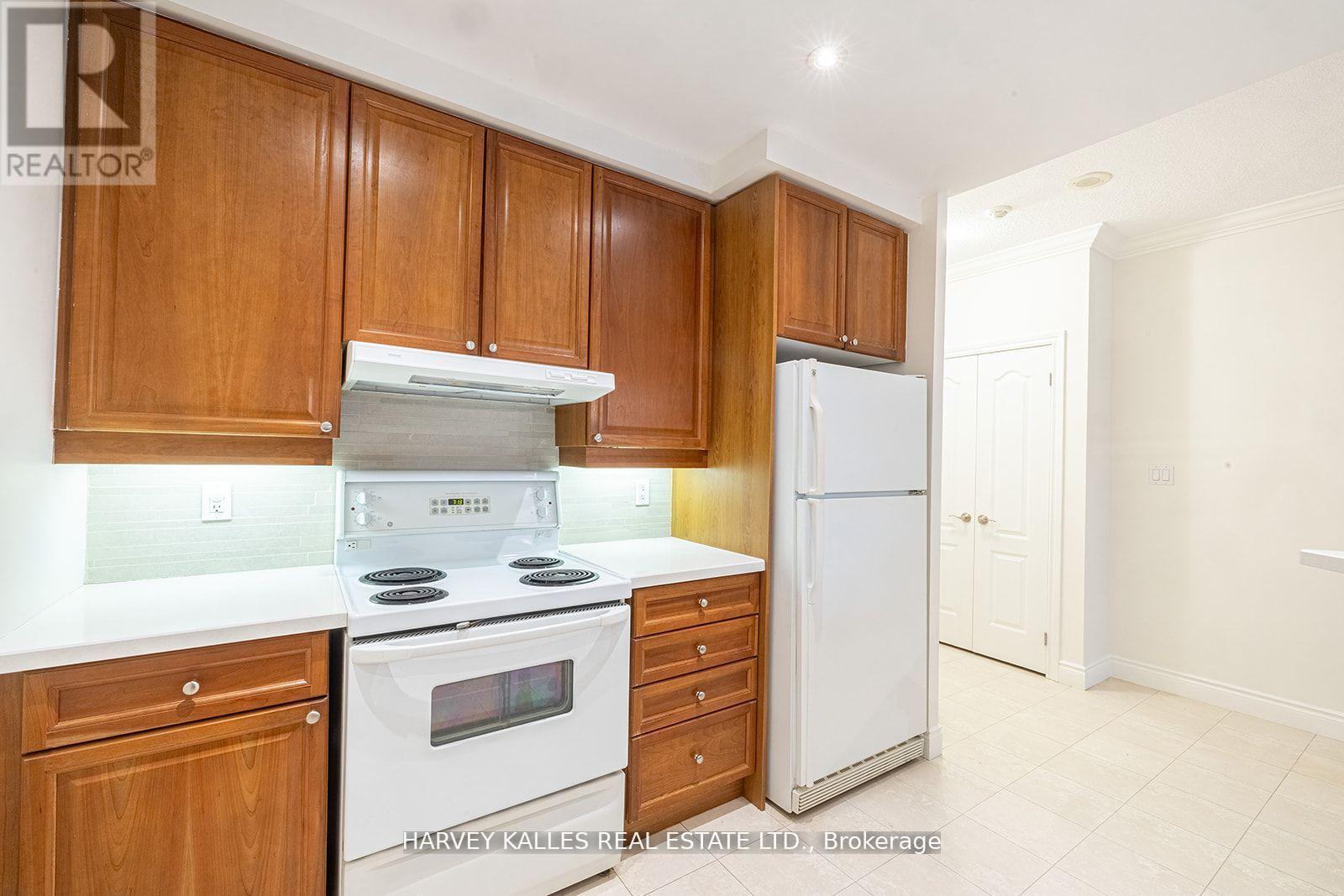 412 - 2 Aberfoyle Crescent, Toronto, Ontario  M8X 2Z8 - Photo 14 - W12879988