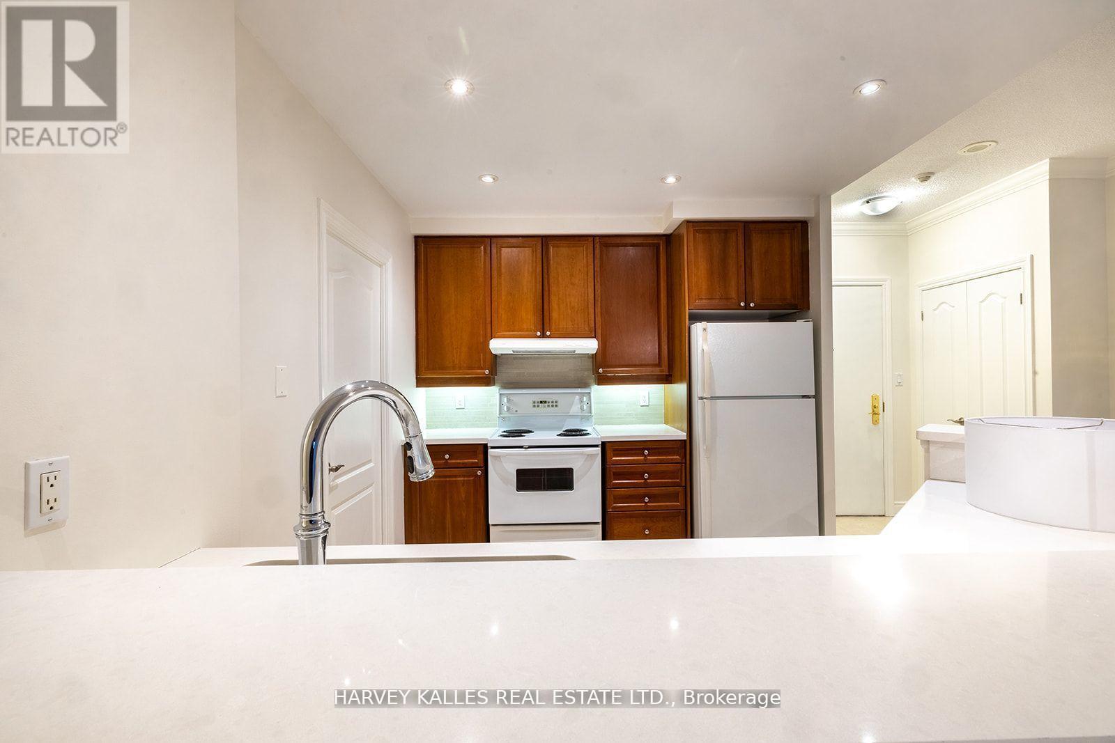 412 - 2 Aberfoyle Crescent, Toronto, Ontario  M8X 2Z8 - Photo 21 - W12879988