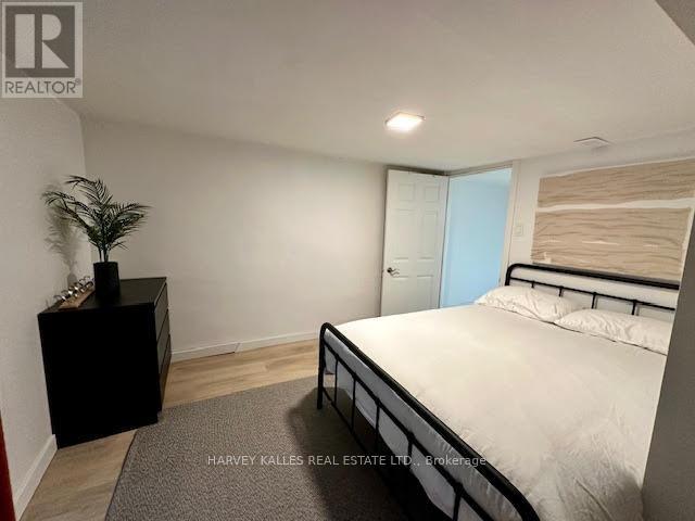 Lower - 115 Northcliffe Boulevard, Toronto, Ontario  M6E 3K5 - Photo 6 - C12881224