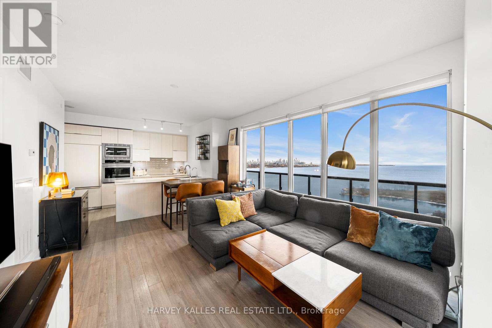 2703 - 56 ANNIE CRAIG DRIVE, Toronto, Ontario