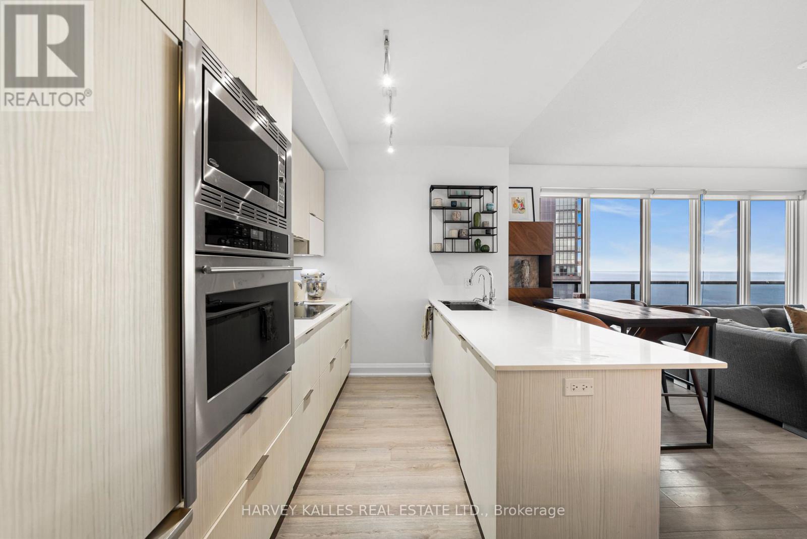 2703 - 56 Annie Craig Drive, Toronto, Ontario  M8V 0C8 - Photo 3 - W12881232