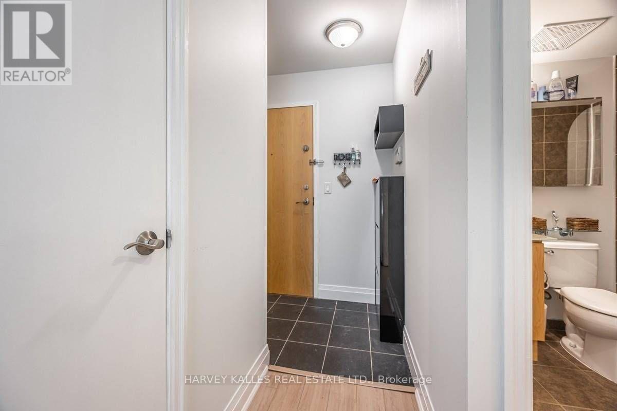 201 - 8 Scollard Street, Toronto, Ontario M5R 1M2 - Photo 10 - C12882334