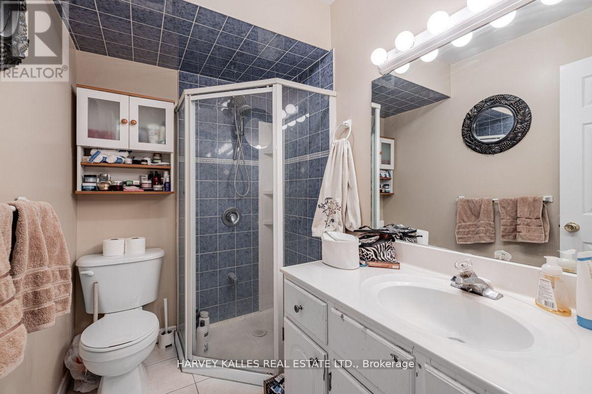 82 Poplar Crescent, Aurora, Ontario  L4G 3L3 - Photo 11 - N12882202