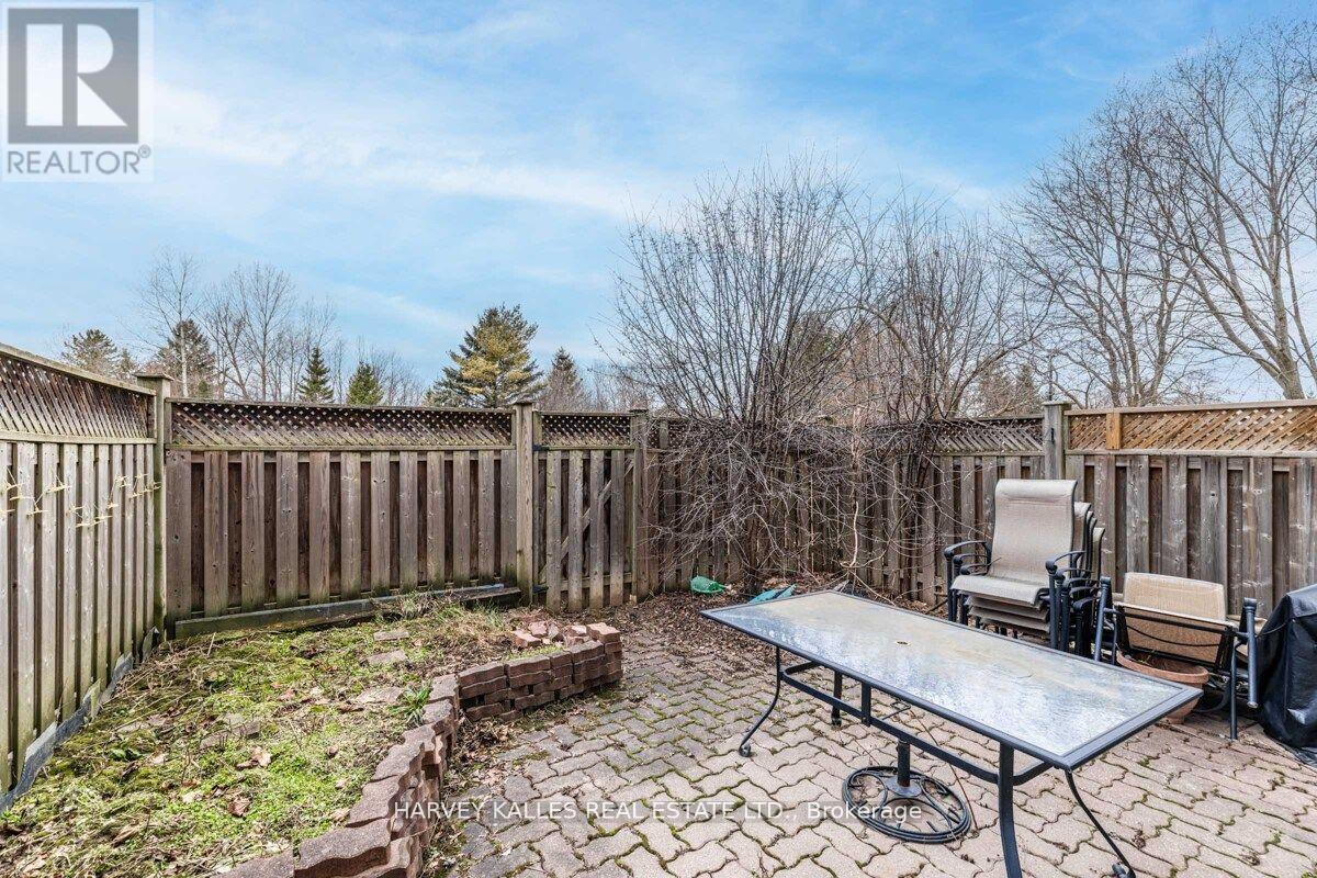 82 Poplar Crescent, Aurora, Ontario  L4G 3L3 - Photo 12 - N12882202