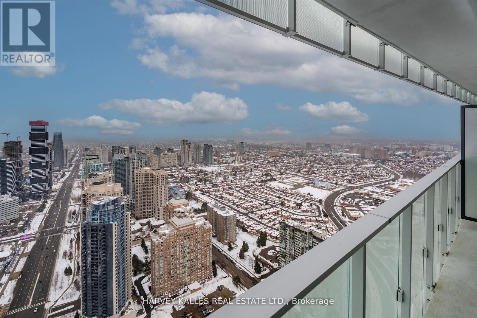 5211 - 3900 Confederation Parkway, Mississauga, Ontario  L5B 0M3 - Photo 22 - W12882178