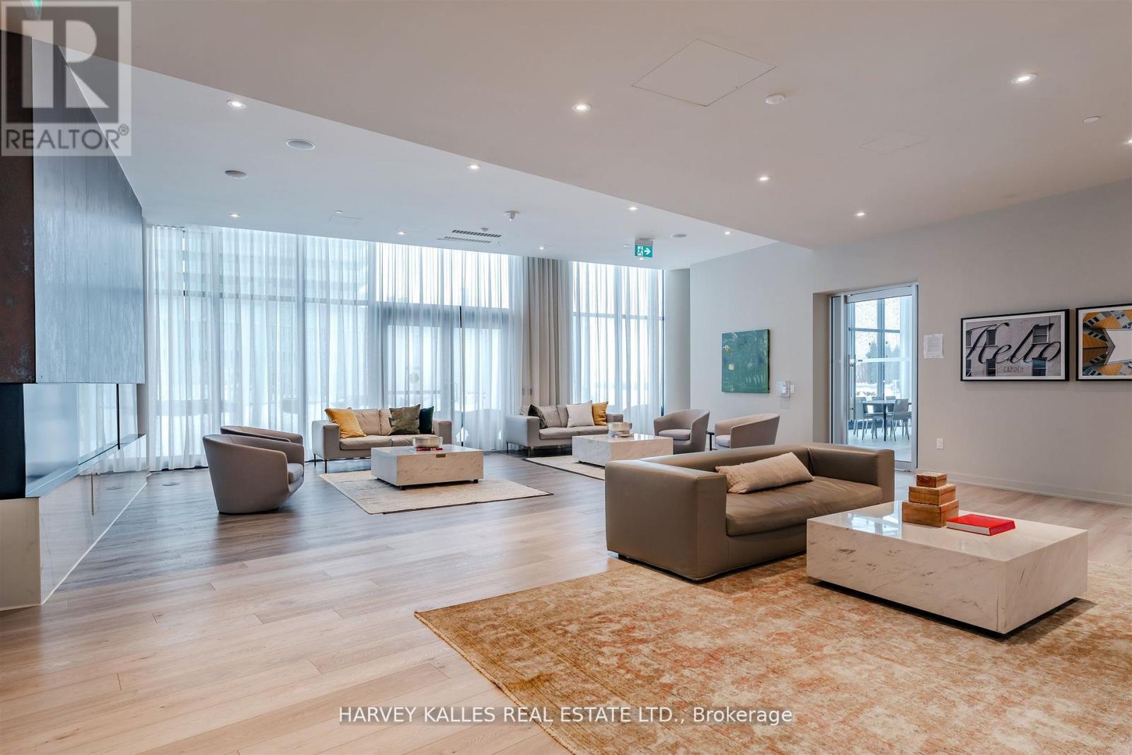 5211 - 3900 Confederation Parkway, Mississauga, Ontario  L5B 0M3 - Photo 25 - W12882178