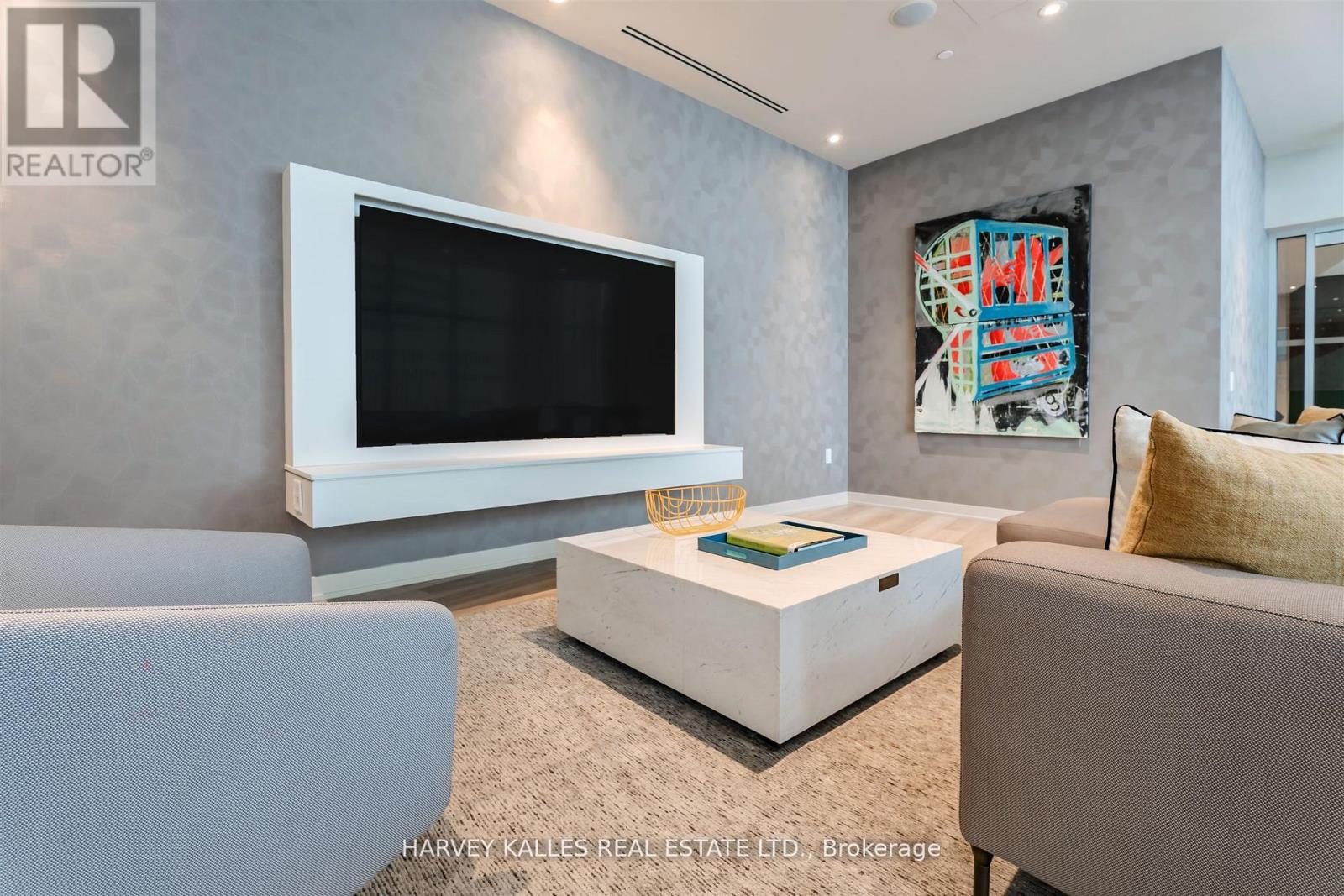 5211 - 3900 Confederation Parkway, Mississauga, Ontario  L5B 0M3 - Photo 27 - W12882178