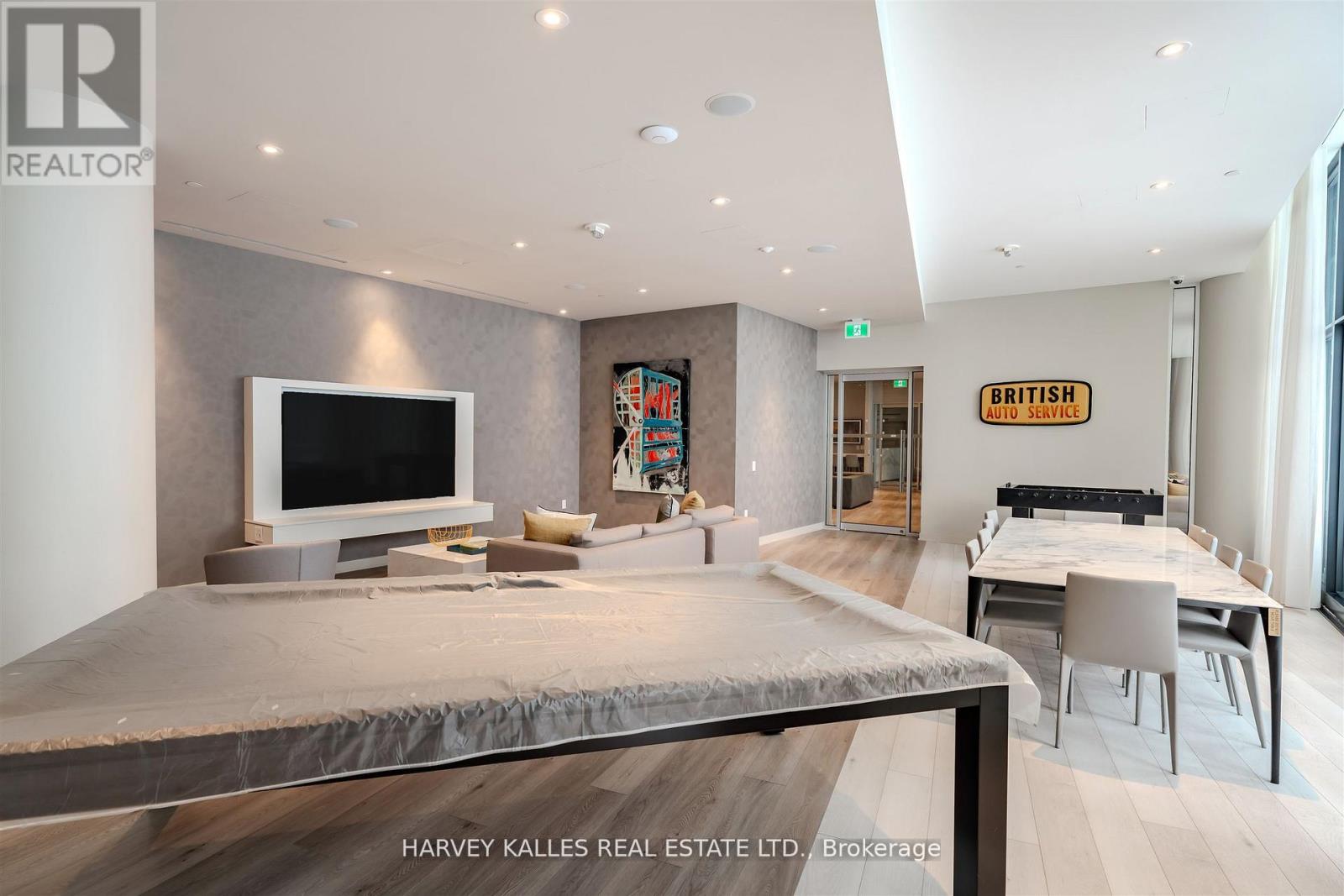 5211 - 3900 Confederation Parkway, Mississauga, Ontario  L5B 0M3 - Photo 28 - W12882178