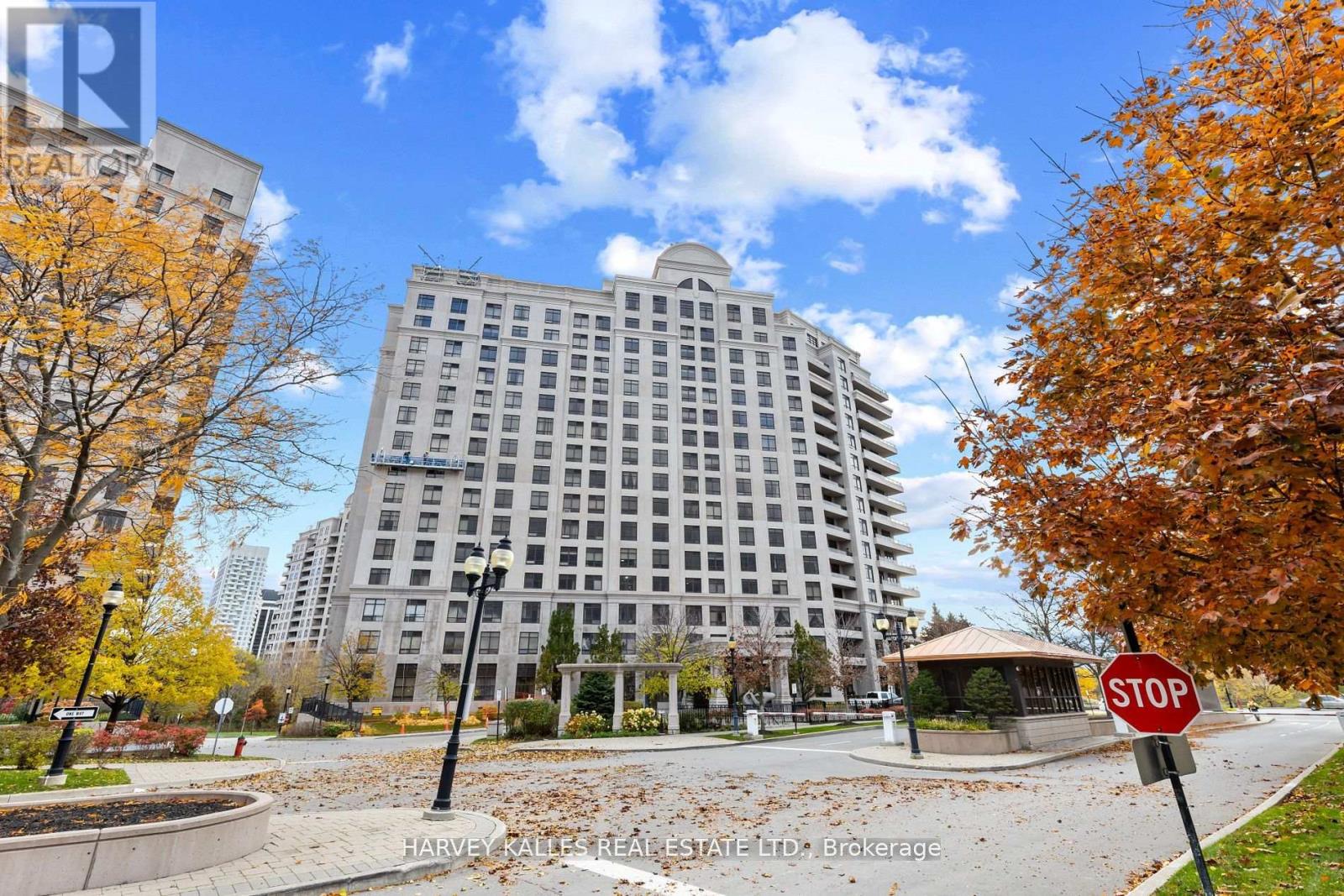 1206 - 9235 JANE STREET, Vaughan, Ontario