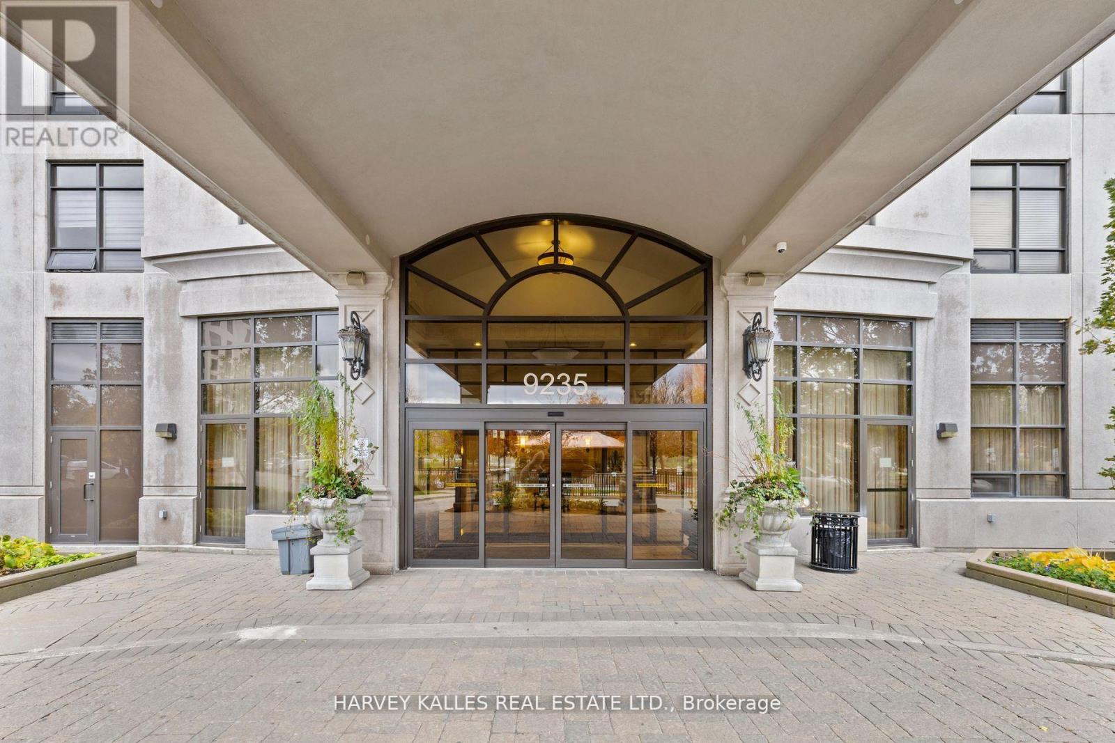 1206 - 9235 Jane Street, Vaughan, Ontario  L6A 0J8 - Photo 3 - N12885836