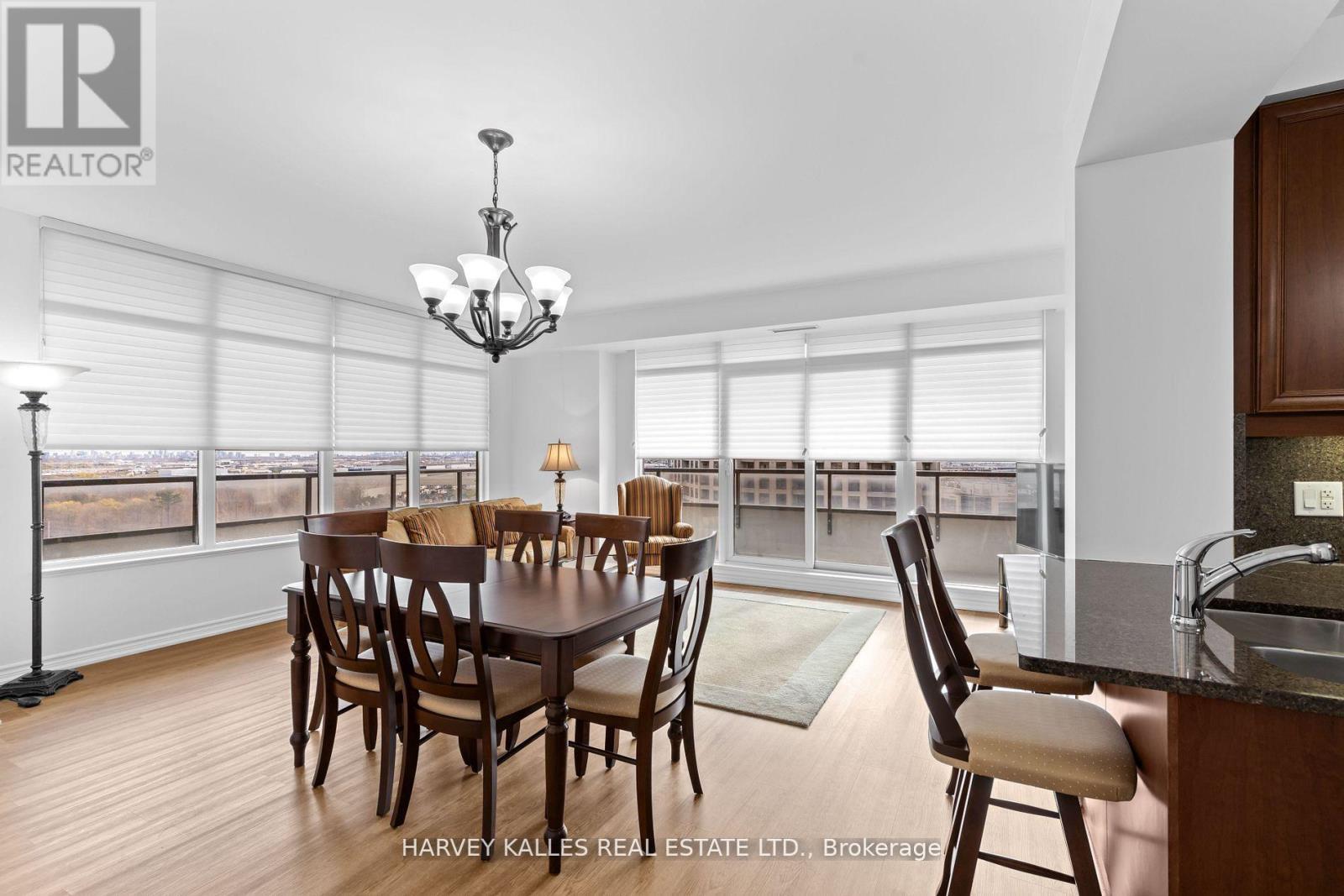 1206 - 9235 Jane Street, Vaughan, Ontario  L6A 0J8 - Photo 8 - N12885836