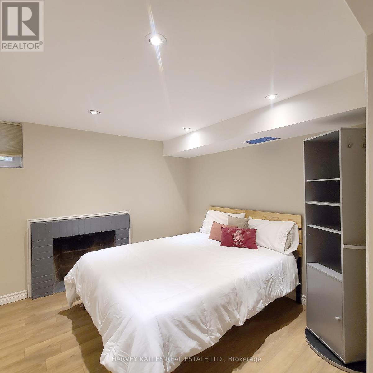 Bsmt - 4b Mayfair Avenue, Toronto, Ontario  M5N 2N4 - Photo 12 - C12885986