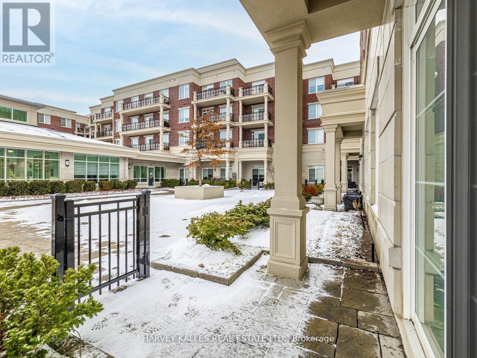 112 - 7 Bond Crescent, Richmond Hill, Ontario  L4E 1E6 - Photo 13 - N12886118