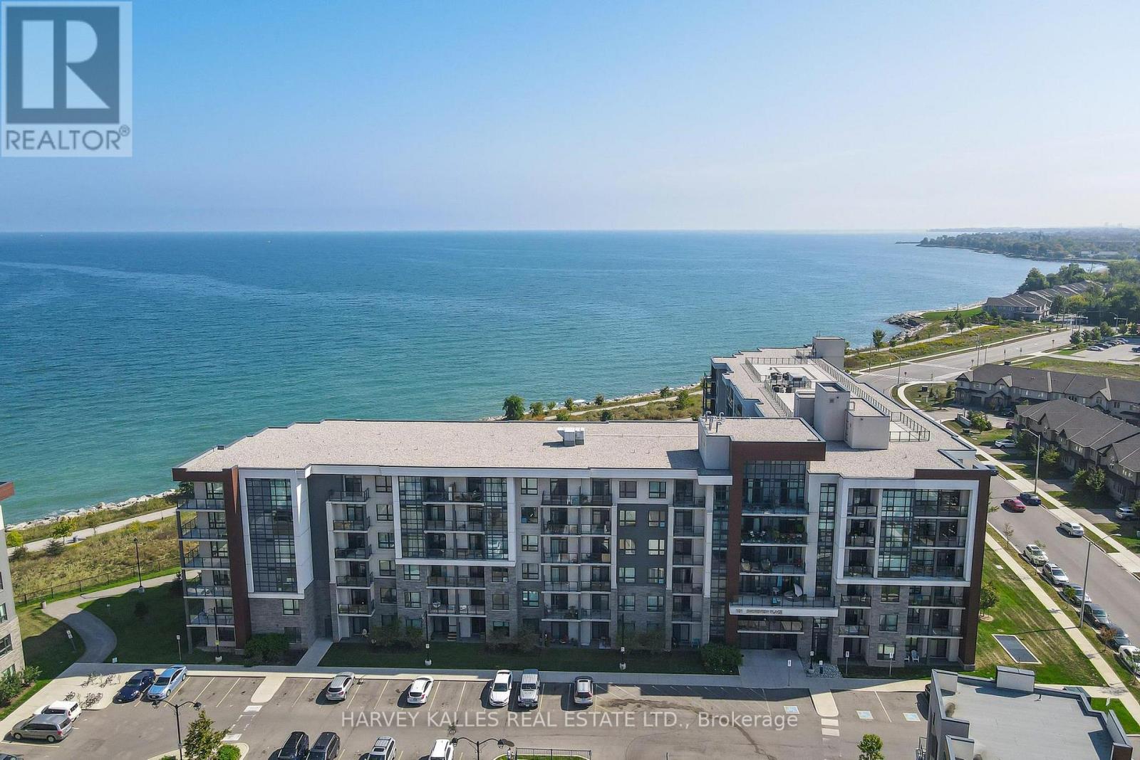 122 - 101 Shoreview Place, Hamilton, Ontario  L8E 0K2 - Photo 2 - X12886154