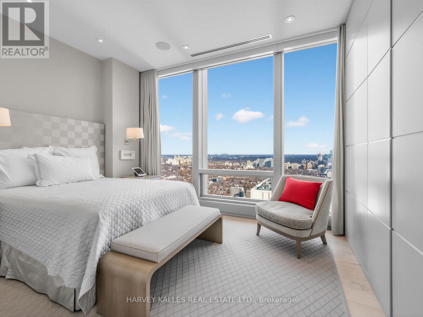 4702 - 50 Yorkville Avenue, Toronto, Ontario  M4W 0A4 - Photo 18 - C12886482