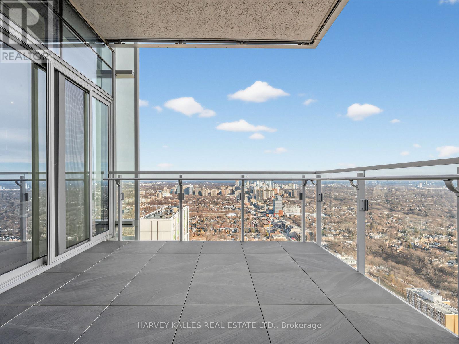 4702 - 50 Yorkville Avenue, Toronto, Ontario  M4W 0A4 - Photo 25 - C12886482