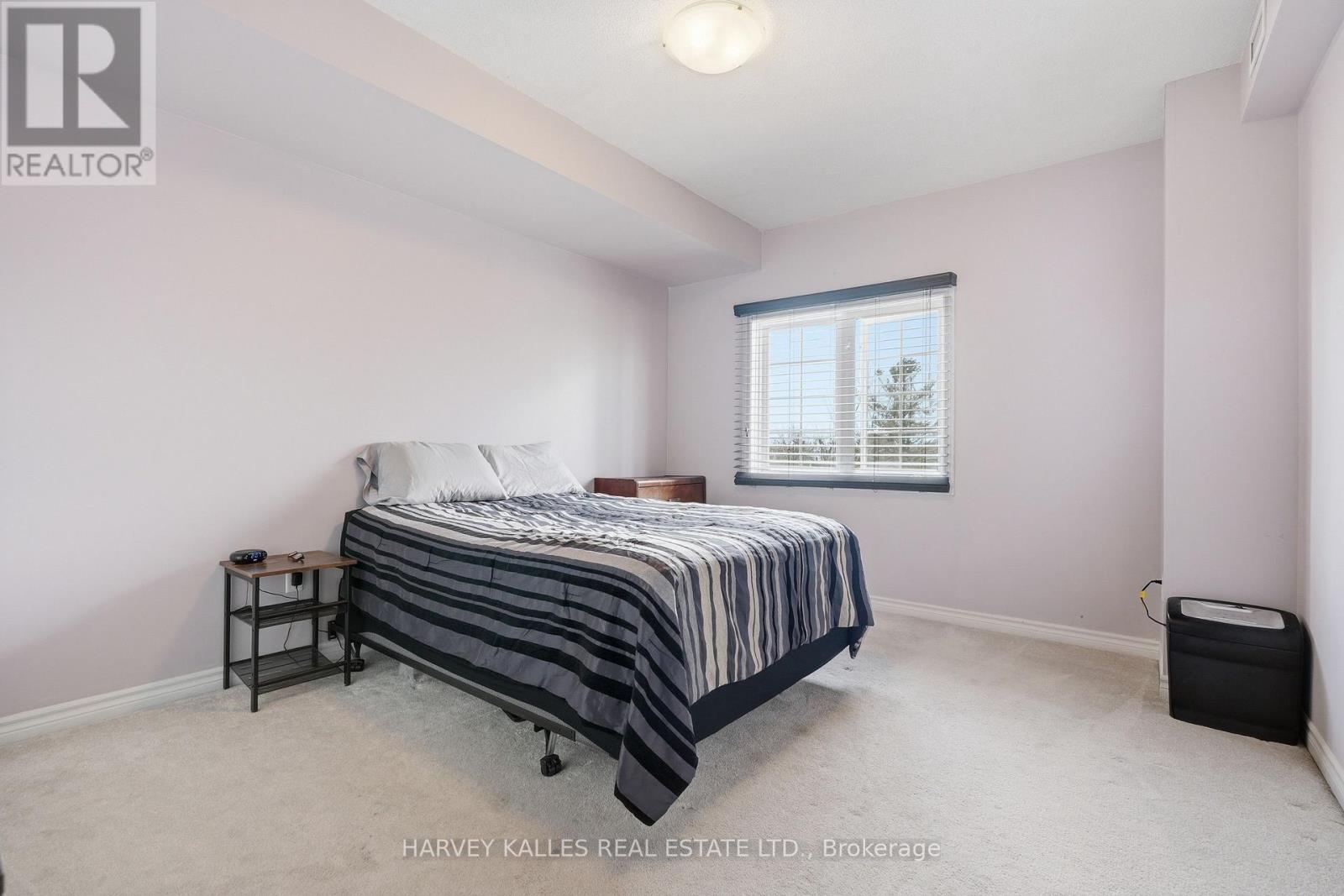 303 - 45 Ferndale Drive, Barrie, Ontario  L4N 5W7 - Photo 16 - S12886634