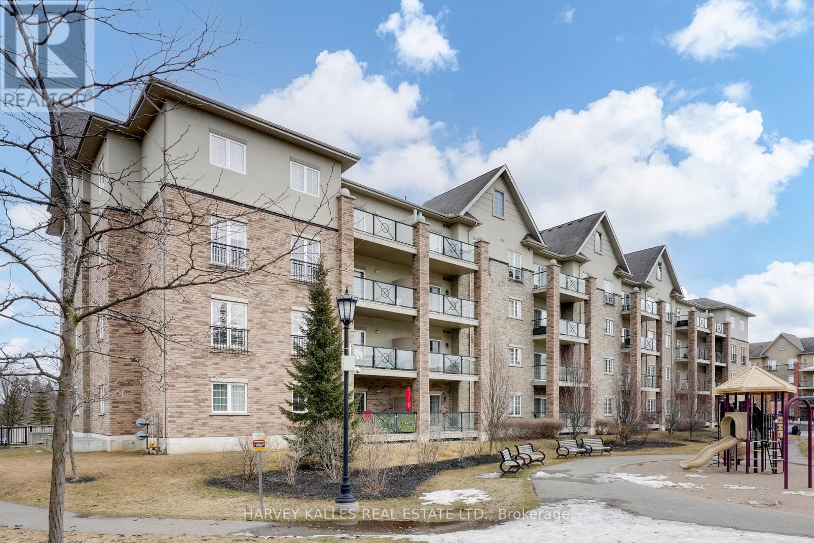 303 - 45 Ferndale Drive, Barrie, Ontario  L4N 5W7 - Photo 2 - S12886634